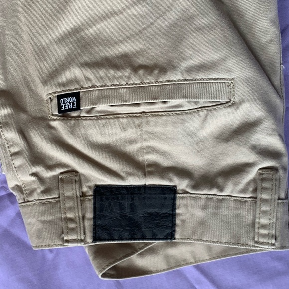Free world light tan khaki/ Drifter/ straight fit - Picture 3 of 5